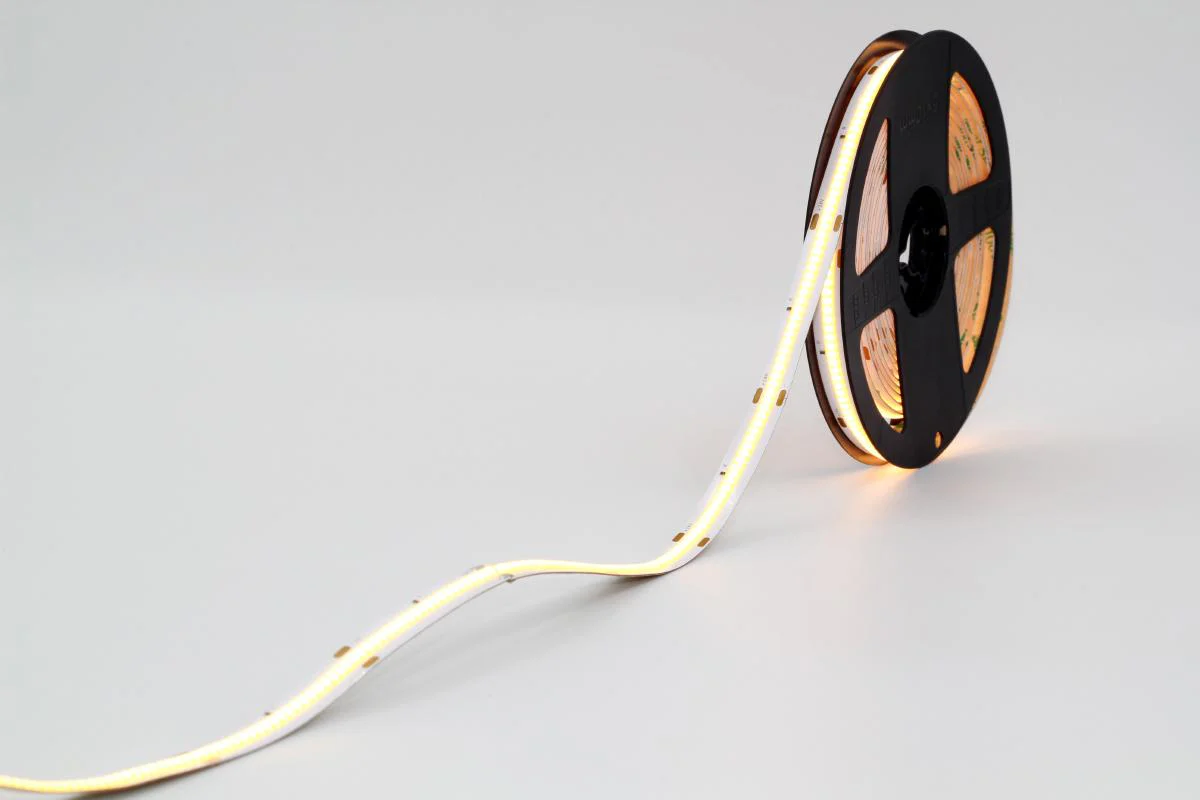 5 Metre Spot Free / Seamless 24V Light LED COB Strip IP44 10W 3000K Warm White - Image 6